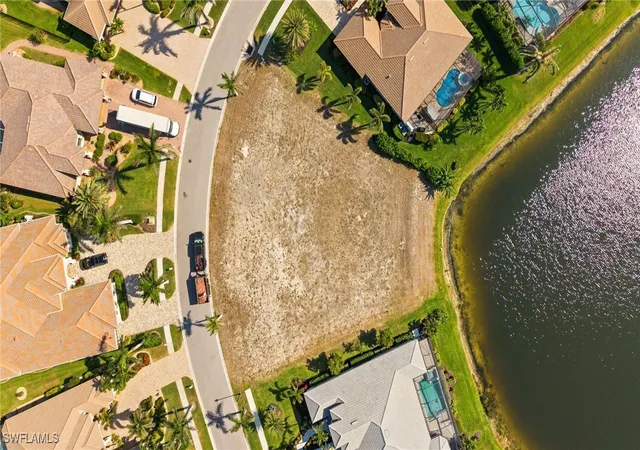 15th image of 1922 Harbour Cir, Cape Coral, FL 33914 | MLS# 225040921