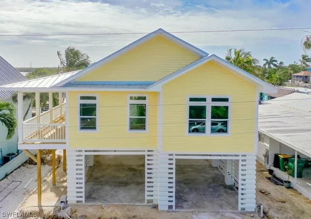 33rd image of 542 Coconut Ave, Goodland, FL 34140 | MLS# 224009102
