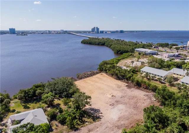 3rd image of 1059 River Rd, North Fort Myers, FL 33903 | MLS# 225044340