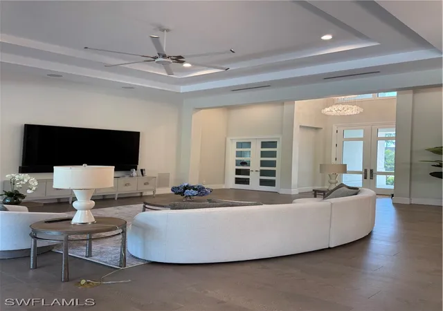 4th image of 569 Neapolitan Way, Naples, FL 34103 | MLS# 223064341