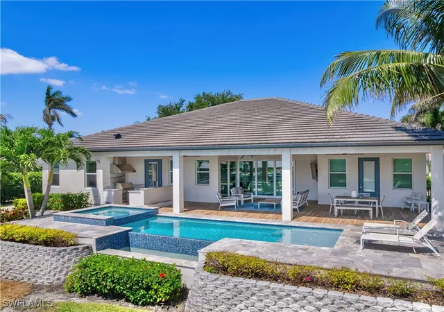 Photo 4 of Single family home for sale at 6617 Joanna Cir, Fort Myers, FL 33919 | MLS# 225041389 | Listing updated on 2026-09-29