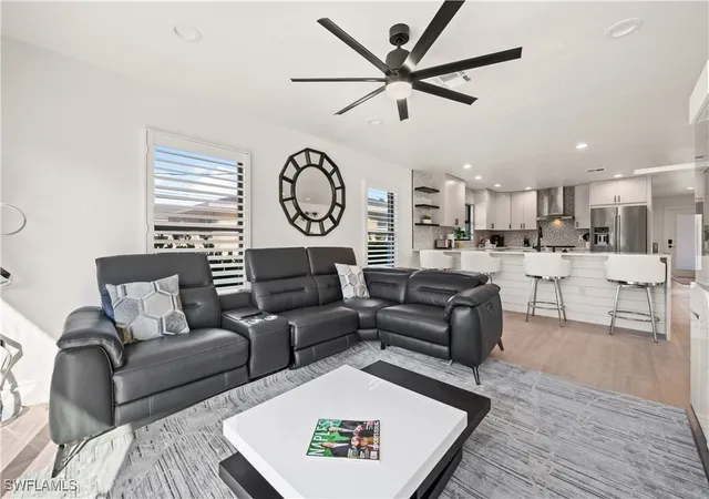 Photo 3 of Single family home for sale at 538 106th Ave N, Naples, FL 34108 | MLS# 225007918 | Listing updated on 2026-01-10