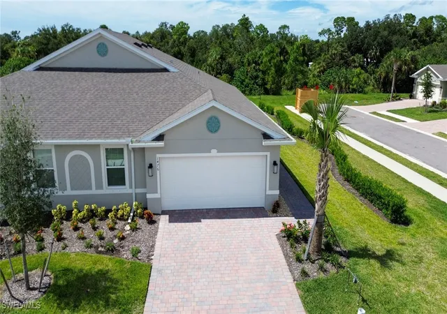 Photo 1 of Sale Pending at 1476 Laurel Brk Ln, Port Charlotte, FL 33953 | MLS# 224076558 | Listing updated on 2025-07-11