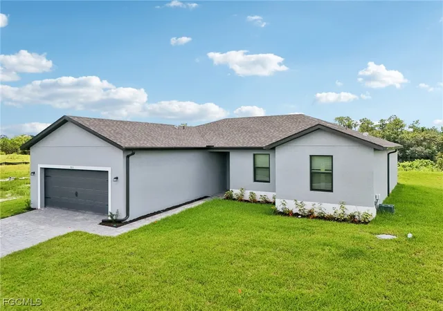 4th image of 923 Admiral Bull Halsey Ave, Labelle, FL 33935 | MLS# 225038968