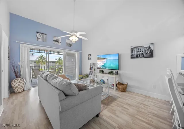 4th image of 7980 Mahogany Run Ln #123, Naples, FL 34113 | MLS# 225045895
