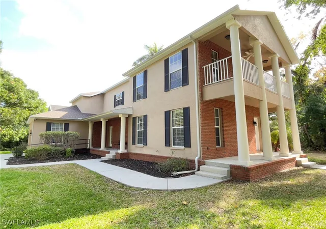 3rd image of 3751 Mckinley Ave, Fort Myers, FL 33901 | MLS# 224069660