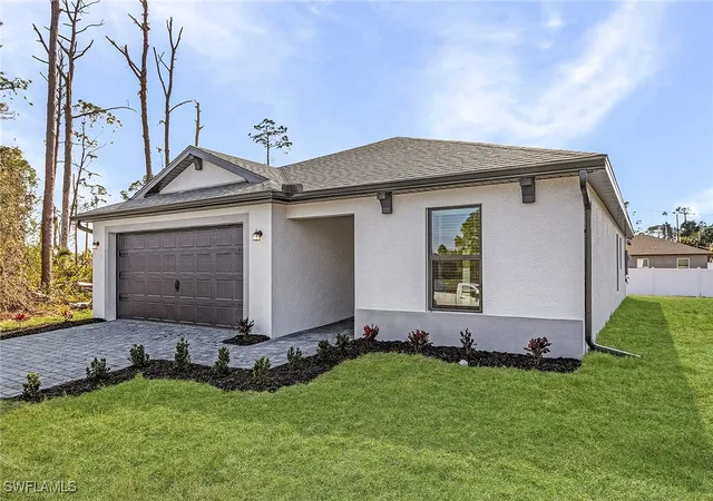 Photo 2 of Sale Pending at 714 Zebu Pl, Fort Myers, FL 33913 | MLS# 225032581 | Listing updated on 2026-07-20