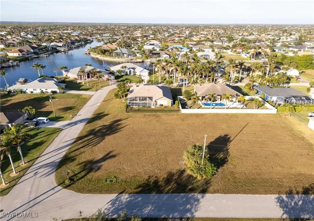 1st image of 5308 Sw 17th Pl, Cape Coral, FL 33914 | MLS# 224103919