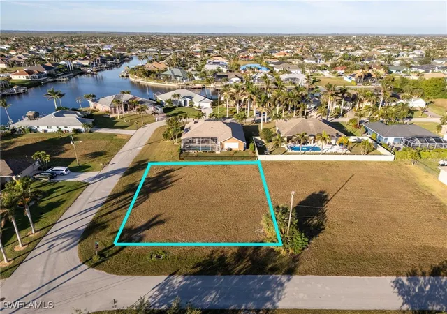2nd image of 5308 Sw 17th Pl, Cape Coral, FL 33914 | MLS# 224103919