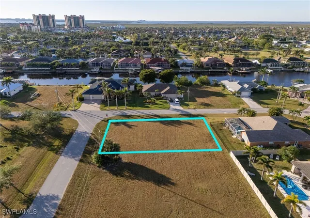 4th image of 5308 Sw 17Th Pl, Cape Coral, FL 33914 | MLS# 224103919