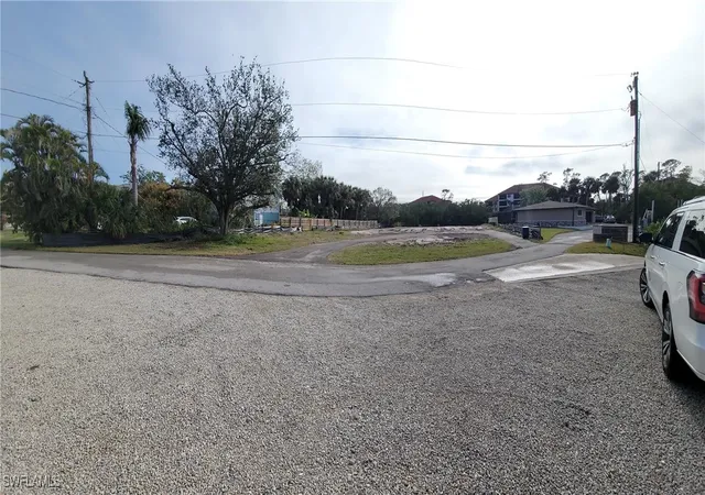 4th image of 4770 Estego Ct, Estero, FL 33928 | MLS# 224087415