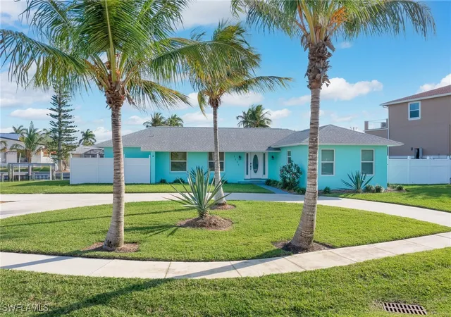 Homes for sale in Marco Island, FL | 1131 Fern Ct, Marco Island, FL 34145 | MLS# 225029941