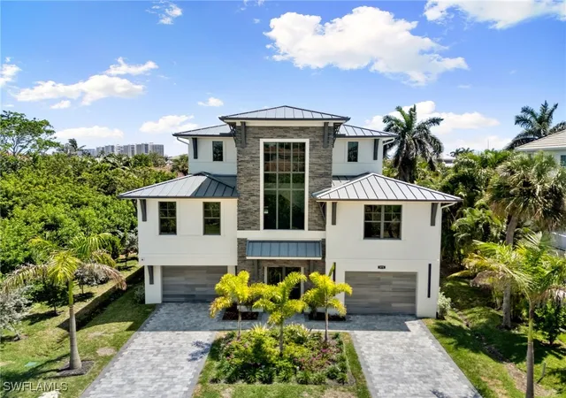 Photo 1 of Single family home for sale at 375 Periwinkle Ct, Marco Island, FL 34145 | MLS# 223093772 | Listing updated on 2026-05-14