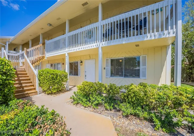Condominium at 4605 Bayshore Dr #G6, Naples, FL 34112 | MLS# 225027828 | | Sold on 2025-08-26