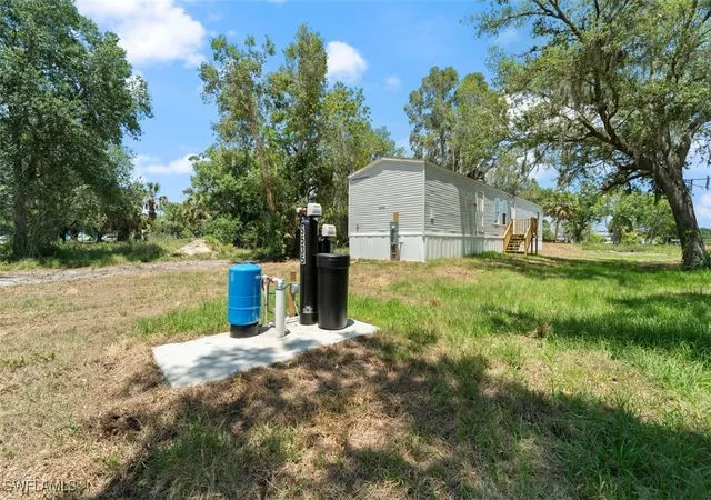 Photo 4 of Manufactured home for sale at 5535 S Sr-29, Labelle, FL 33935 | MLS# 225048340 | Listing updated on 2026-06-01