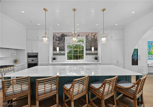 4th image of 3295 Gordon Dr, Naples, FL 34102 | MLS# 224098622