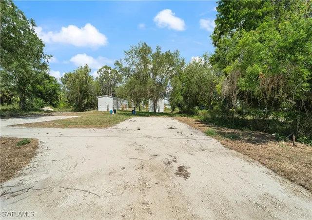 Photo 2 of Manufactured home for sale at 5545 State Rd 29 S, Labelle, FL 33935 | MLS# 225048333 | Listing updated on 2026-06-01