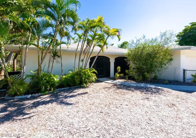 2nd image of 1113 Skiff Pl, Sanibel, FL 33957 | MLS# 223078944