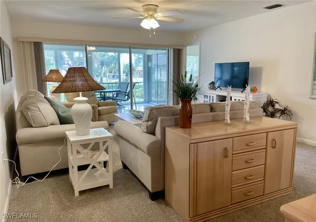 5th image of 325 Charlemagne Blvd, Naples, FL 34112