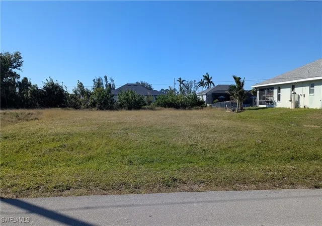 Photo 1 of Sale Pending at 1420 Sw Santa Barbara Pl, Cape Coral, FL 33991 | MLS# 224098886 | Listing updated on 2026-07-29