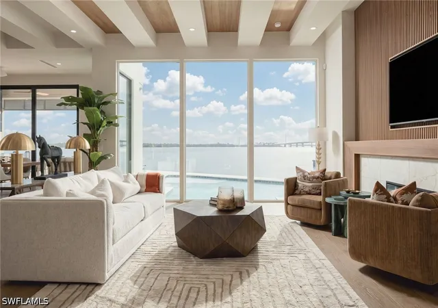 Photo 3 of Mansion for sale at 983 Sundrop Ct, Marco Island, FL 34145 | MLS# 225036296 | Listing updated on 2026-10-08