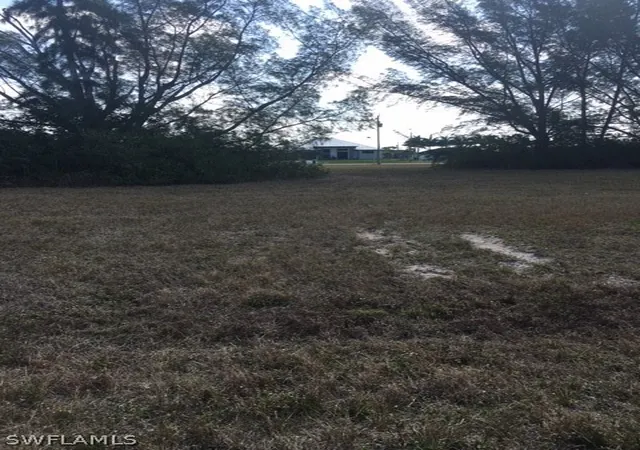 2nd image of 1111 Nw 40th Pl, Cape Coral, FL 33993 | MLS# 221020812