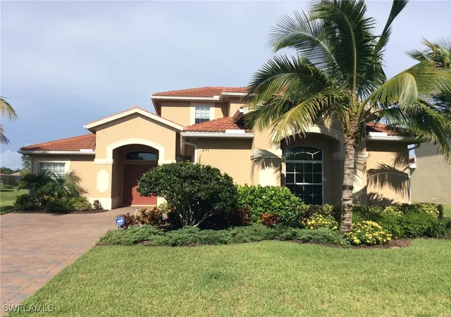 Photo 2 of Single family home for sale at 291 Saddlebrook Ln, Naples, FL 34110 | MLS# 224089314 | Listing updated on 2026-06-22