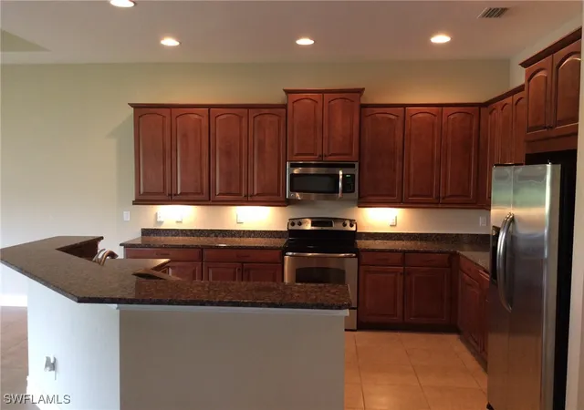Photo 3 of Single family home for sale at 291 Saddlebrook Ln, Naples, FL 34110 | MLS# 224089314 | Listing updated on 2026-06-22