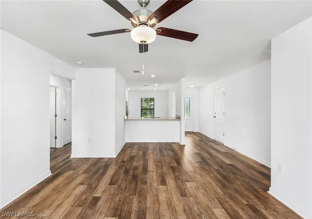 4th image of 836 Gen D Macarthur Ave, Labelle, FL 33935 | MLS# 224047085