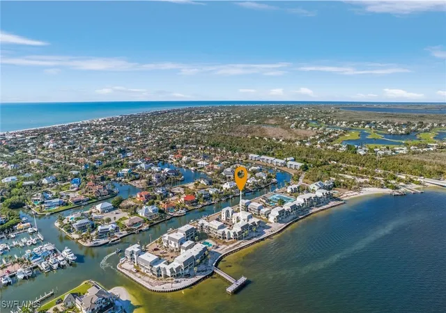 2nd image of 760 Sextant Dr, Sanibel, FL 33957