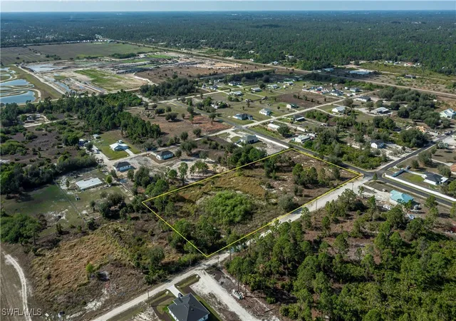 4th image of 7691 14Th Pl, La Belle, FL 33935 | MLS# 225012634