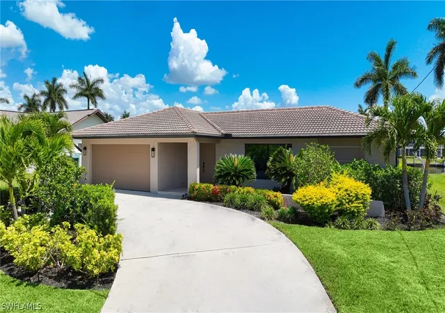 4th image of 1921 Se 44Th St, Cape Coral, FL 33904 | MLS# 224043305