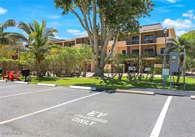 2nd image of 1141 S Collier Blvd, Marco Island, FL 34145