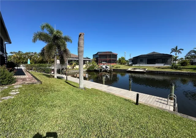 2nd image of 1521 Sw 47Th Ter, Cape Coral, FL 33914