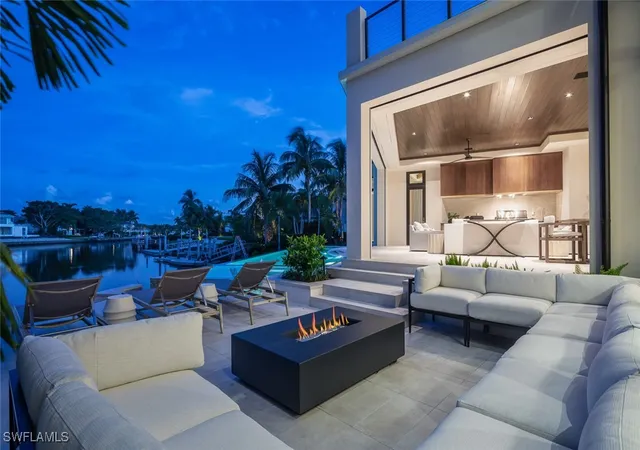 3rd image of 3131 Gin Ln, Naples, FL 34102 | MLS# 224076260