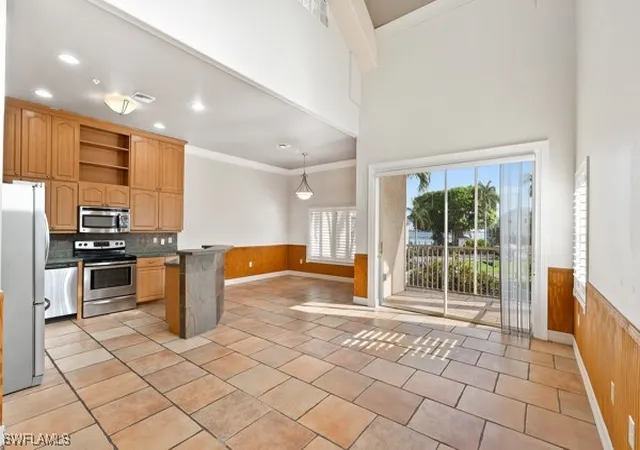 4th image of 819 James St, Fort Myers, FL 33916 | MLS# 225049644