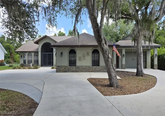 2nd image of 7311 Sean Ln, North Fort Myers, FL 33917 | MLS# 225043911
