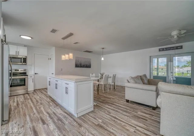 5th image of 5146 York Ct, Cape Coral, FL 33904 | MLS# 225048662
