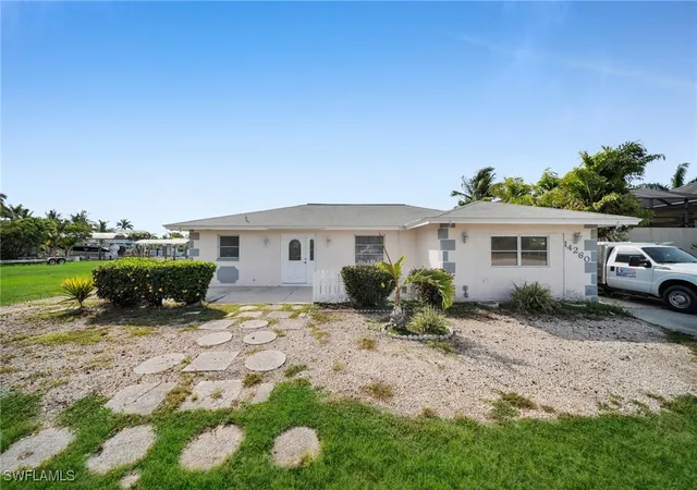 2nd image of 14260 Mcgregor Blvd, Fort Myers, FL 33919 | MLS# 225050211