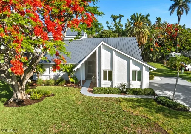 1st image of 5610 Sundown Harbor Ct, Fort Myers, FL 33919 | MLS# 225048213