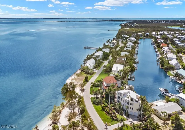 50th image of 1581 San Carlos Bay Dr, Sanibel, FL 33957 | MLS# 225049267