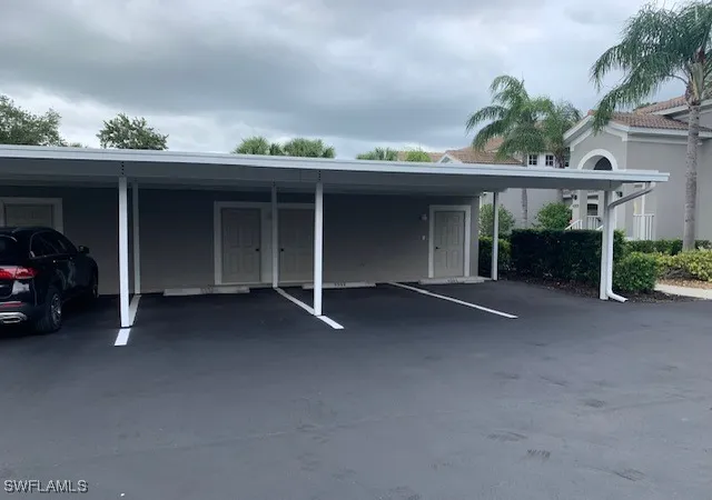 3rd image of 9583 Hemingway Ln, Fort Myers, FL 33913