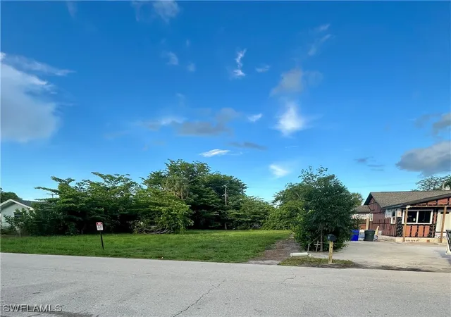 5th image of 2317 Altamont Ave, Fort Myers, FL 33901 | MLS# 225058070