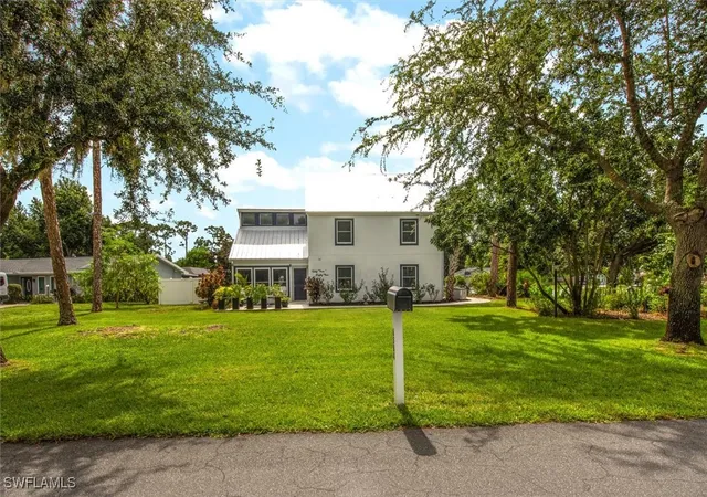 Photo 1 of Sale Pending at 6384 Morgan La Fee Ln, Fort Myers, FL 33912 | MLS# 225058450 | Listing updated on 2025-11-14