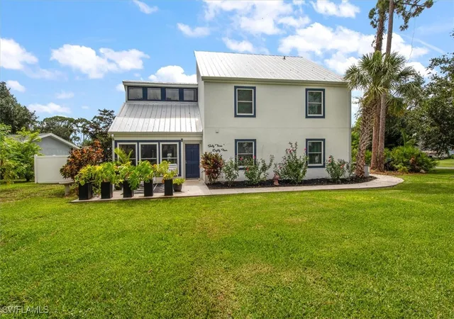 Photo 3 of Sale Pending at 6384 Morgan La Fee Ln, Fort Myers, FL 33912 | MLS# 225058450 | Listing updated on 2025-11-14