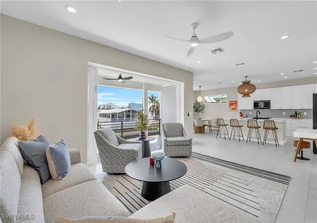 4th image of 180 Flamingo St, Fort Myers Beach, FL 33931 | MLS# 225059002