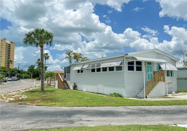 Photo 2 of Manufactured home for sale at 19681 Summerlin Rd #444, Fort Myers, FL 33908 | MLS# 225059046 | Listing updated on 2026-06-02