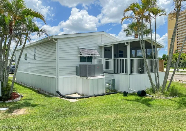 Photo 4 of Manufactured home for sale at 19681 Summerlin Rd #444, Fort Myers, FL 33908 | MLS# 225059046 | Listing updated on 2026-06-02
