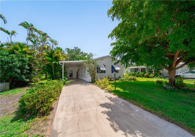 Photo 1 of Manufactured home for sale at 433 Riviera Blvd W, Naples, FL 34112 | MLS# 225059230 | Listing updated on 2026-06-23