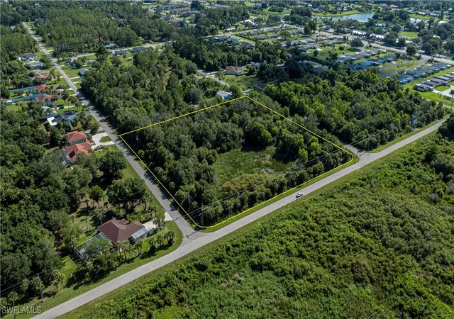 3rd image of 2001 E 5Th St, Lehigh Acres, FL 33936 | MLS# 225059444